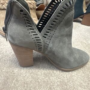 Vince Camuto booties